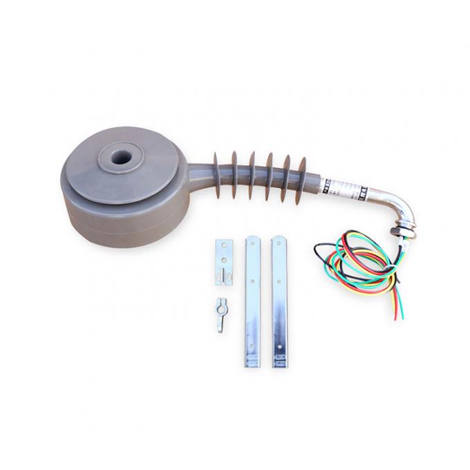 Condensación anti de alto voltaje del disyuntor al aire libre de la distribución 12kv 7