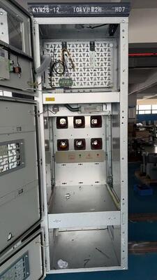 Kyn28-12/630A-4000A Indoor Armored Removable AC Metal-Enclosed Switchgear with 800mm Width